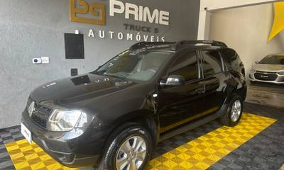 RENAULT DUSTER 2019