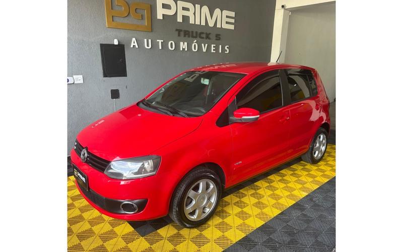 VOLKSWAGEN FOX 2011 — foto principal