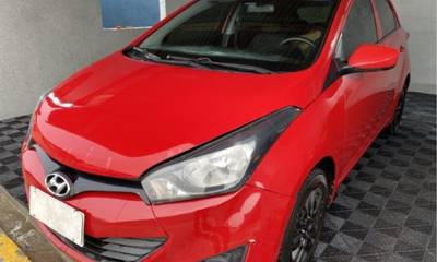 HYUNDAI HB20 2015