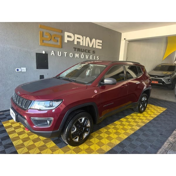 Jeep Compass Trailhawk 2018 à venda em Atibaia